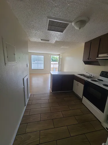 4809 Grand Blvd Photo 1