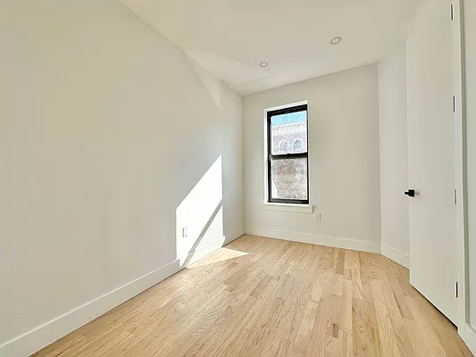 Rented by Doorway NYC, LLC | media 9