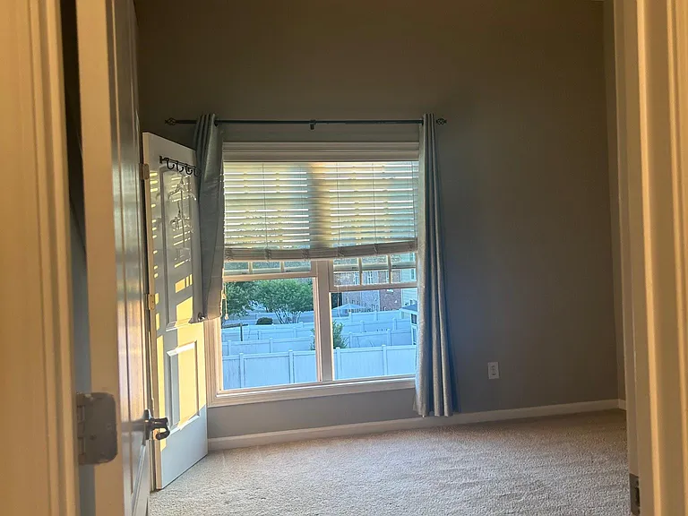 9515 Longstone Ln — Photo 14
