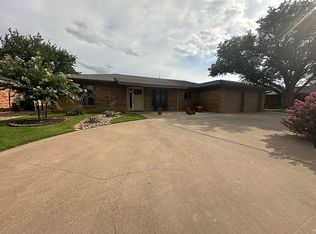 5607 72nd St, Lubbock, TX 79424
