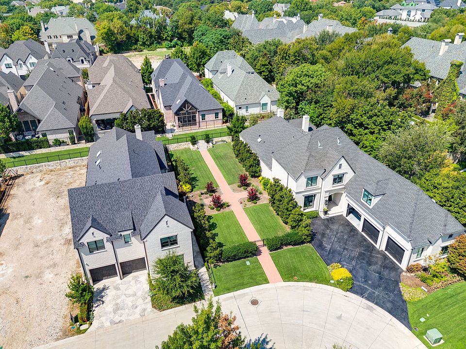 1st image of 49 Fawn Wood Dr