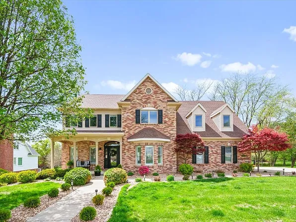 3506 Woodland Pointe Dr, Saint Joseph, MO 64506