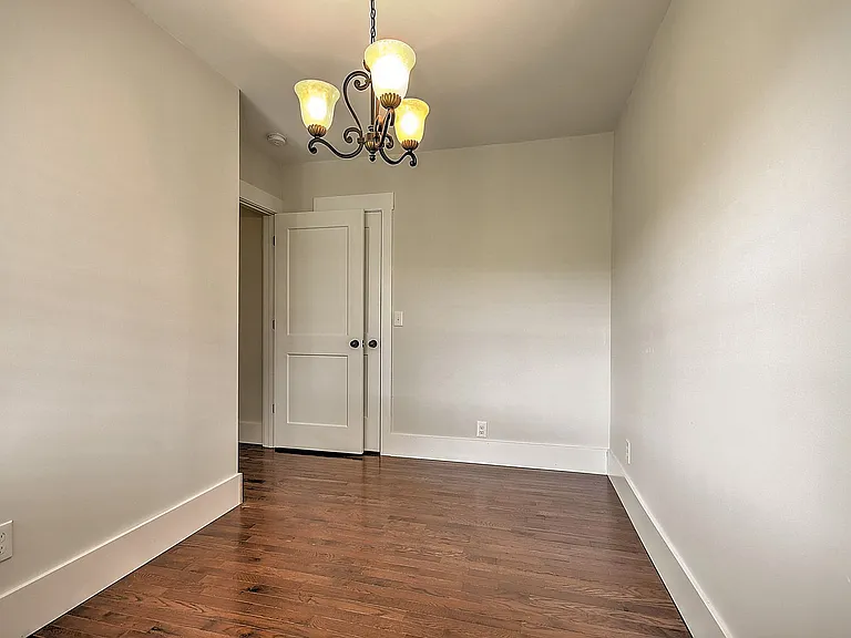 403 Silver Lake Rd — Photo 37