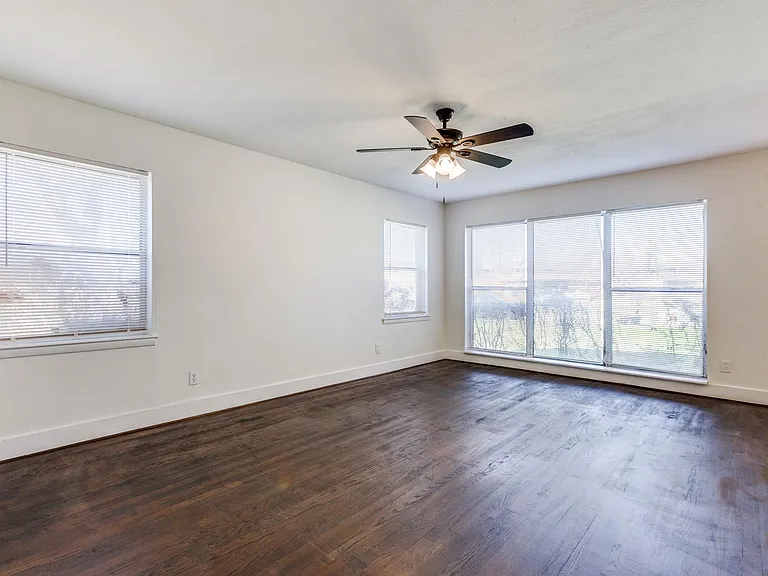 10728 Allegheny Dr — Photo 14