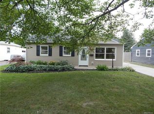 623 70th St, Niagara Falls, NY 14304