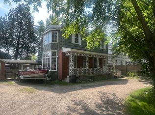 321 7th St SW, Willmar, MN 56201