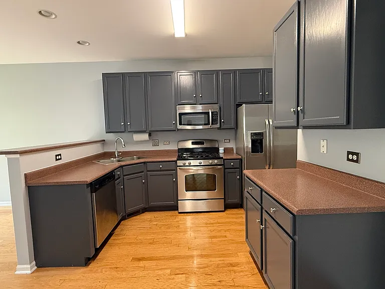 2250 Stoughton Dr #2250 — Photo 16