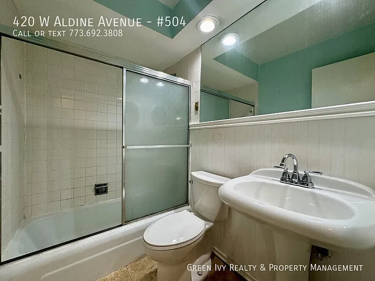 420 W Aldine Ave #504 — Photo 13