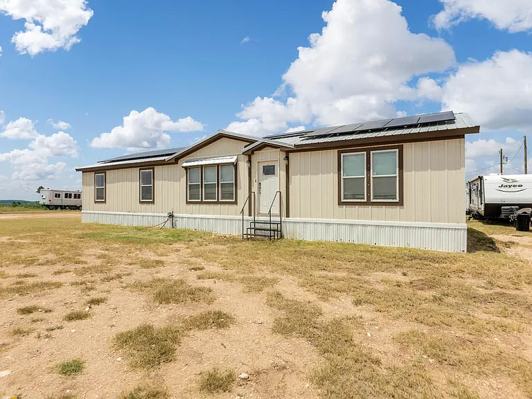 4220 S County Road 1128 #B — Photo 1