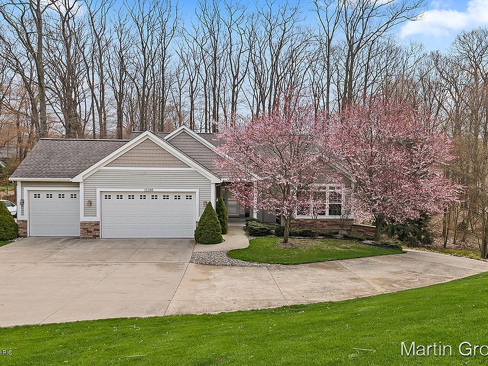 1st image of 11286 Lakeshore Dr