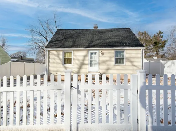 974 Berkshire Ave, Springfield, MA 01151