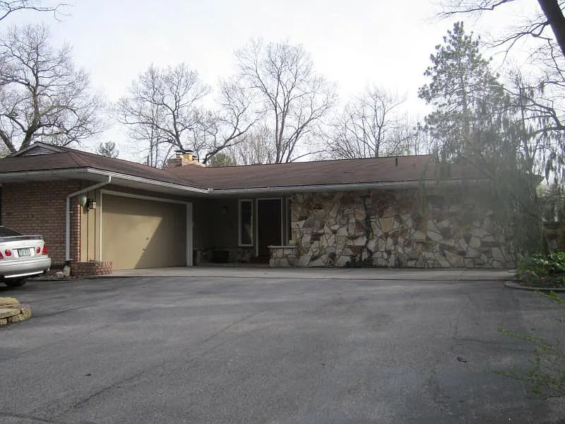 3090 Hidden Rd photo 1
