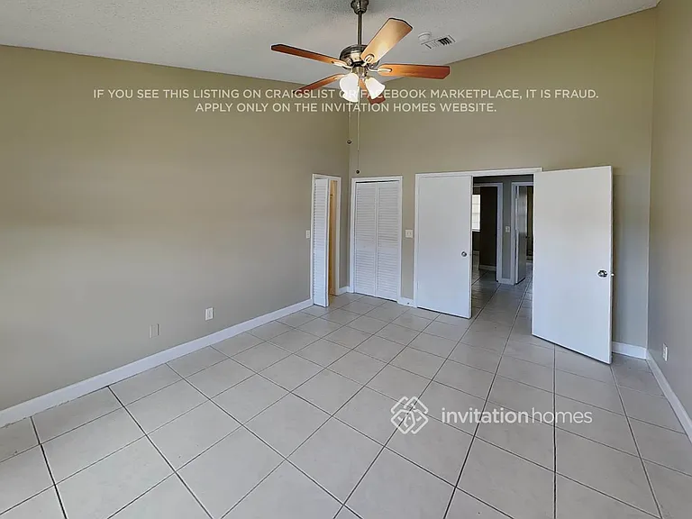 8315 NW 80th St — Photo 8