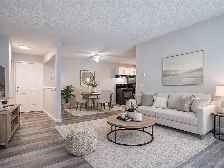 Point Place Apartments — Photo 1