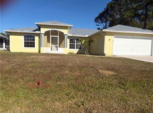 1566 Dewitt Ln, Sebastian, FL 32958