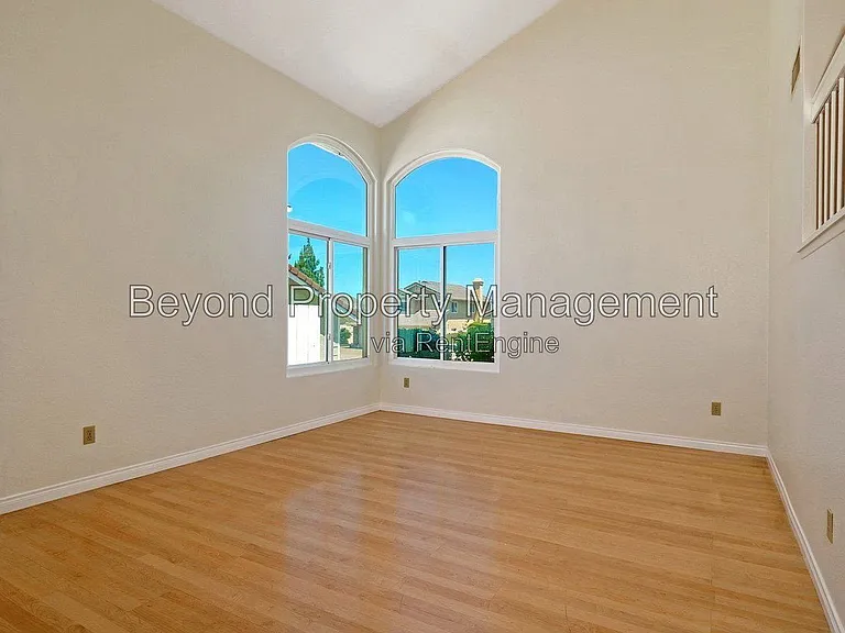 8845 Sparren Way — Photo 2