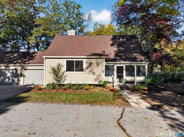 78 Sandy Point Road, Old Saybrook, CT 06475