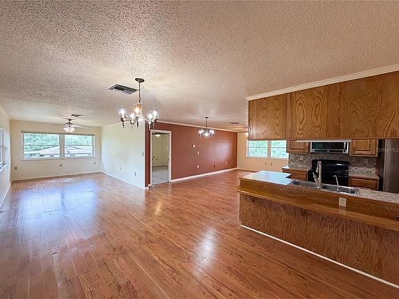 4th image of 1641 S Valerie Point