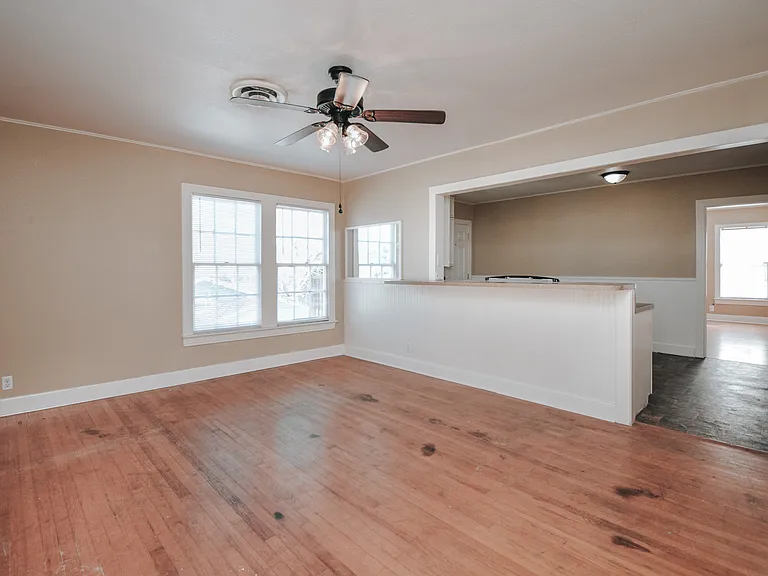 1503 E Virginia Ave #4 — Photo 5