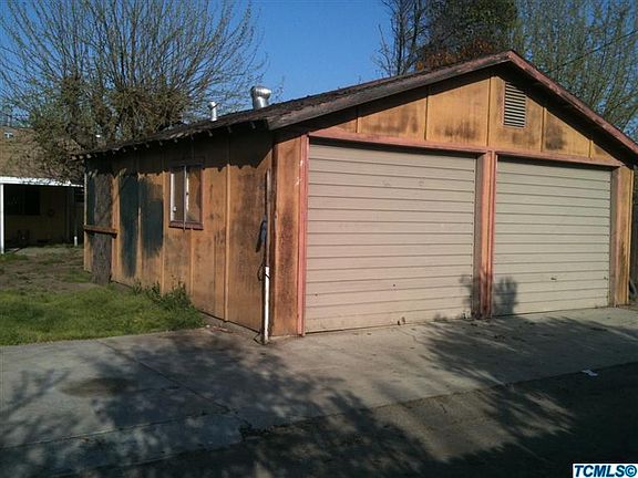 4th image of 1204 N Park St