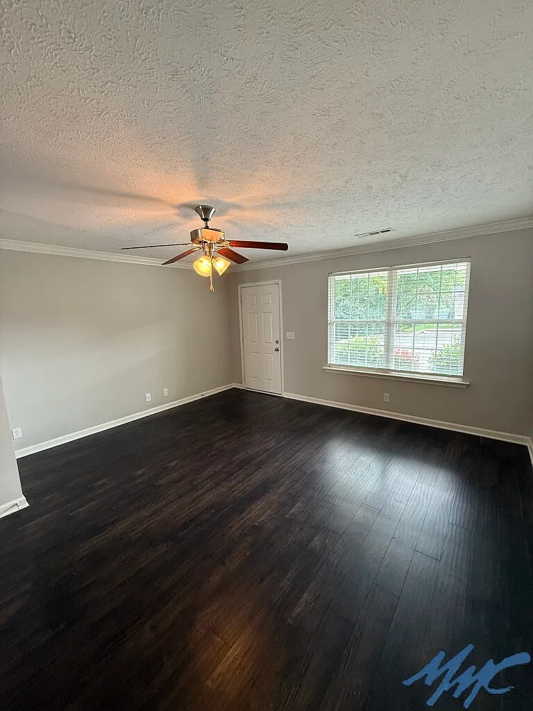 2 bed, 2.5 bath, 1128 sqft, $1,425 — Photo 4