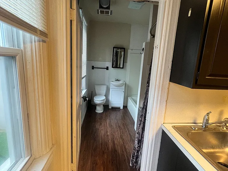 219 N Queen St #301 — Photo 4