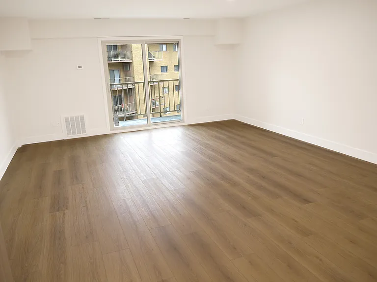 Drexeline Apartments — Photo 12