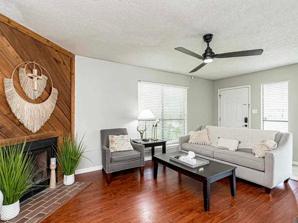 1805 S Brightside View Dr #122, Baton Rouge, LA 70820