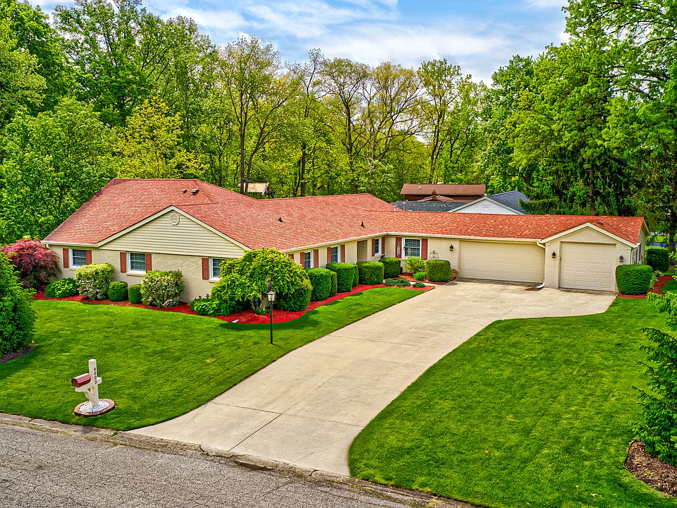 1st image of 8005 Hilltop Ln