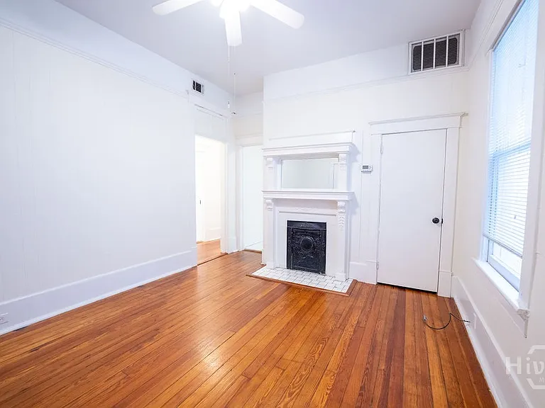 816 Drayton St #2B — Photo 3