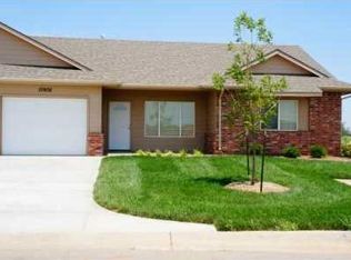 10910 W Clubview Rd, Maize, KS 67101