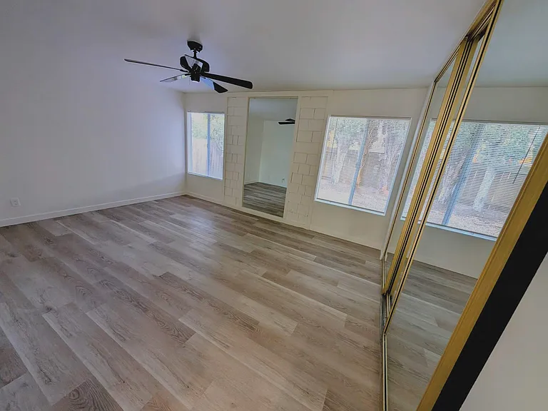 12801 Oakfield Way — Photo 8