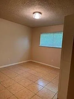 10118 Kirkbluff Dr — Photo 10