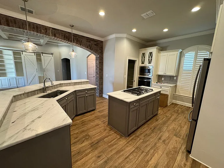 470 Long Acre Dr — Photo 9