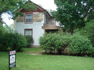 1014 Des Moines St, Burlington, KS 66839