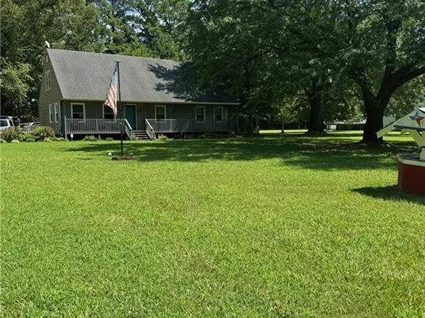 600 Milford Ln, Suffolk, VA 23434