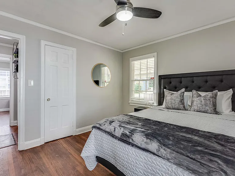 1043 Faith Ave SE — Photo 11