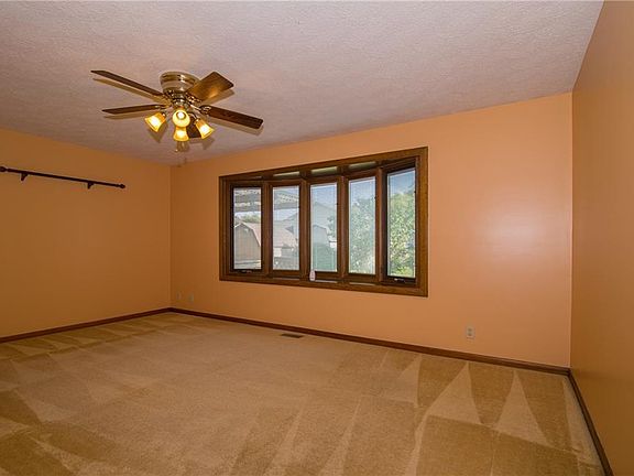 5th image of 8417 Chittimwood Dr