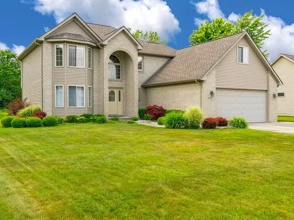 232 Liberty Ave, Marysville, MI 48040
