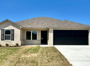 17 Curly Leaf Ln, Conway, AR 72032