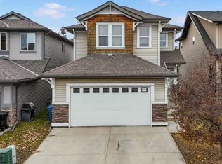 134 N Autumn Gdns SE, Calgary, AB T3M0H8