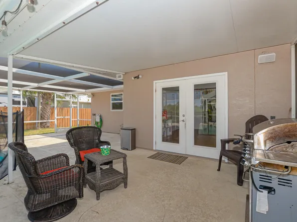 5006 Sunset Boulevard, Fort Pierce, FL 34982