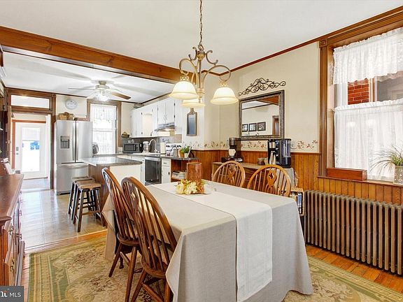 5th image of 6 N Water St