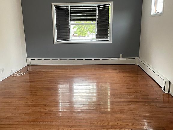 2nd image of 5042 202nd St