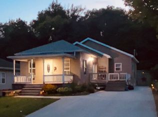 505 N 3rd St, Missouri Valley, IA 51555