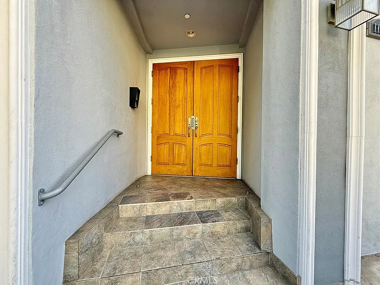 11989 Laurelwood Dr #1 — Photo 1