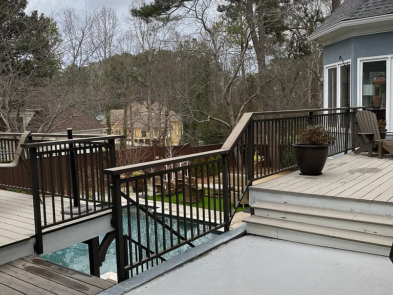 3820 Hedgecliff Ct — Photo 35
