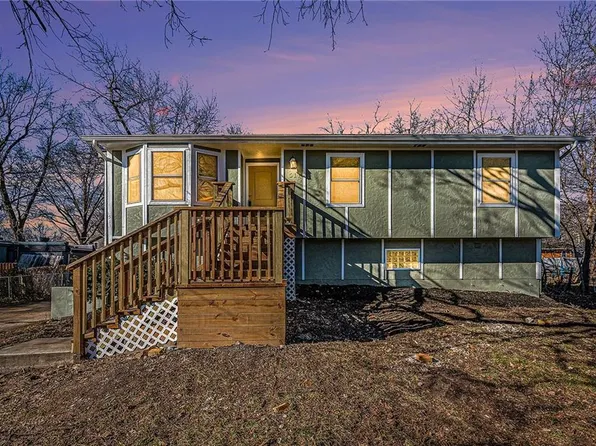 511 S Harrison St, Olathe, KS 66061