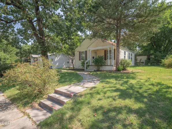 3217 S Pearl Ave, Joplin, MO 64804