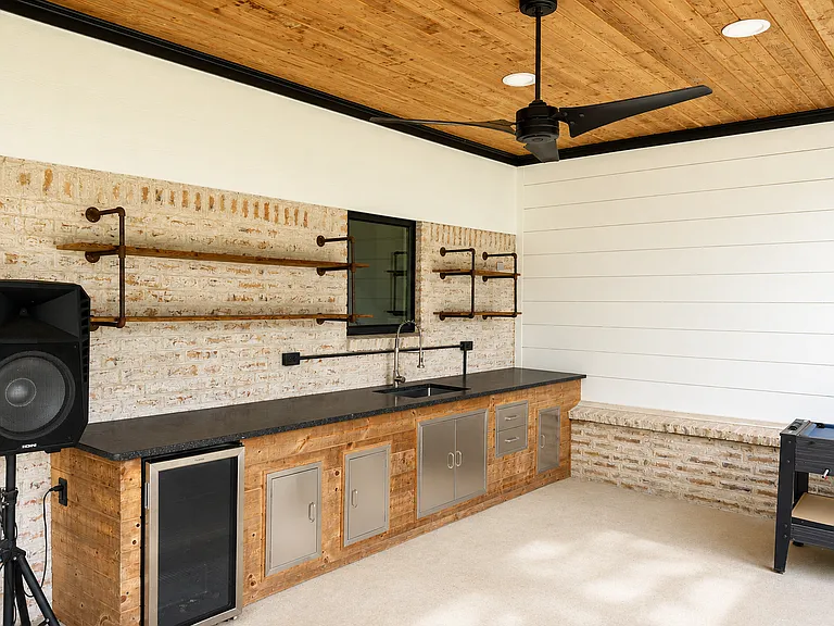 1108 Buckhall Rd — Photo 30